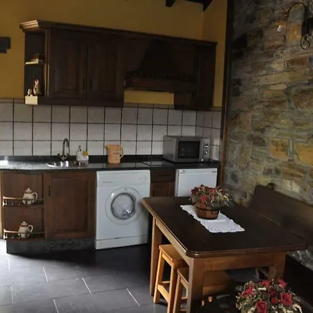 Apartment Apartamento El Acebo San Tirso de Abres